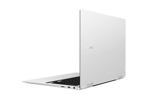 Samsung NP930XED-KB2US Laptops image